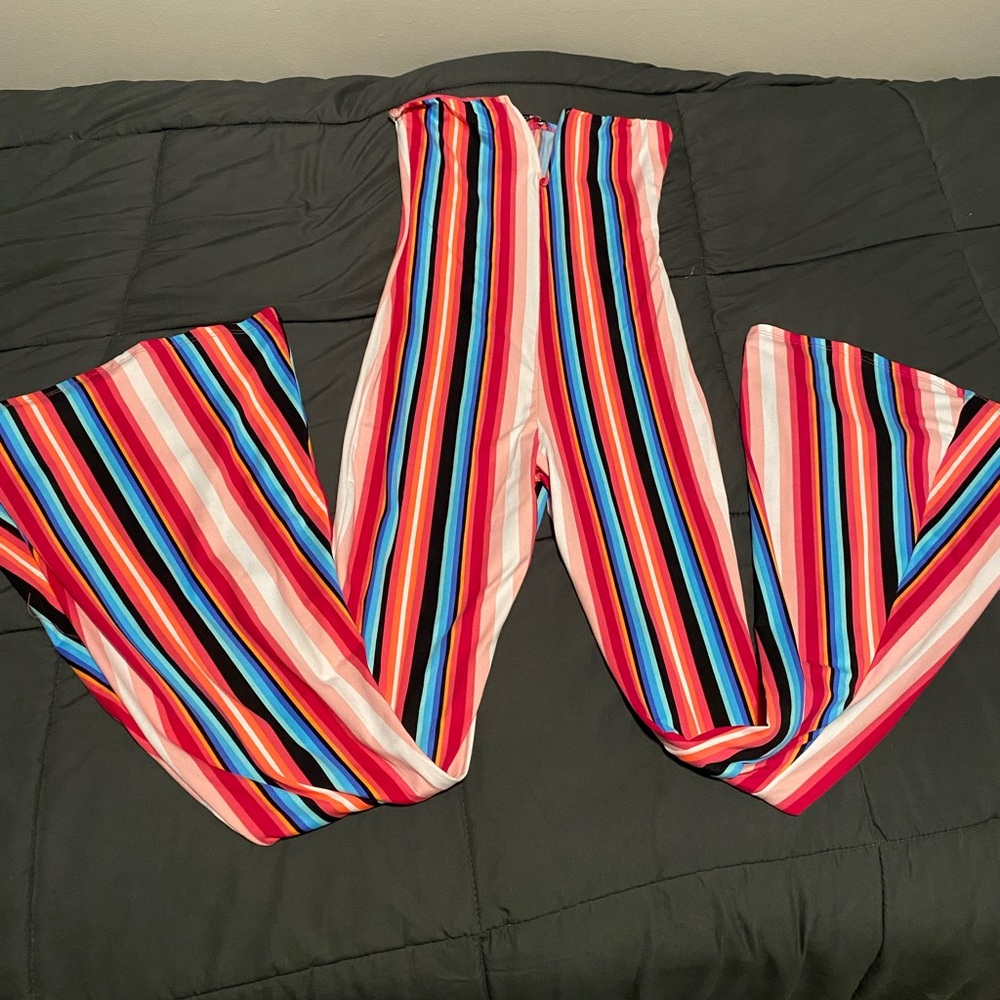 Vibrant jumpsuit, perfect for the summer/spring